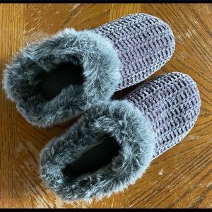 EUC Dearfoam Women’s Slippers size 9-10
